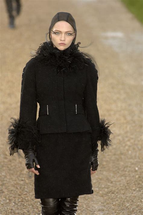 Chanel fashion designer fall 2007